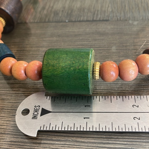 Vintage Chunky Beaded Wooden Necklace - Picture 10 of 16